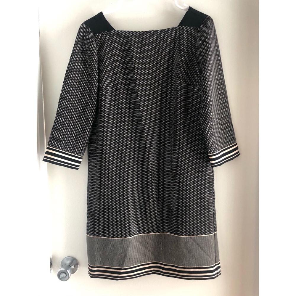 Ann Taylor shift dress with pockets